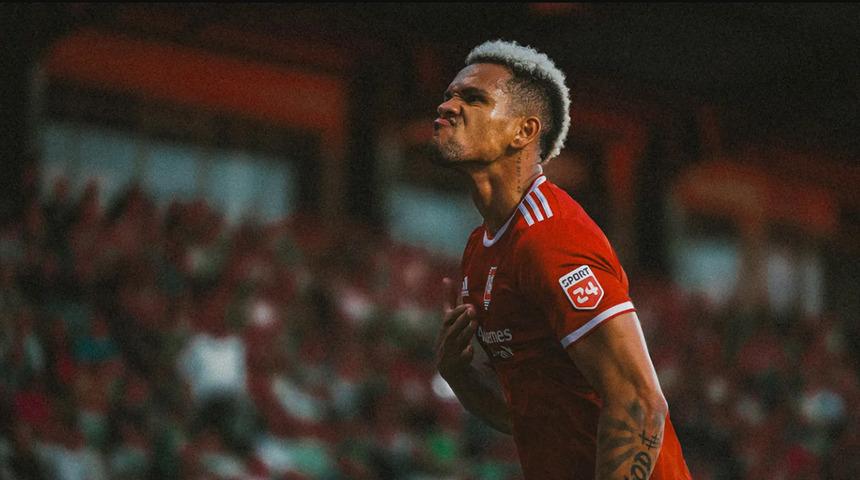 Kayserispor bu sezon ilk kez bonservis ile oyuncu transfer etti! Kopenhag'dan gelen German Onugkha sarı kırmızılı ekipte...