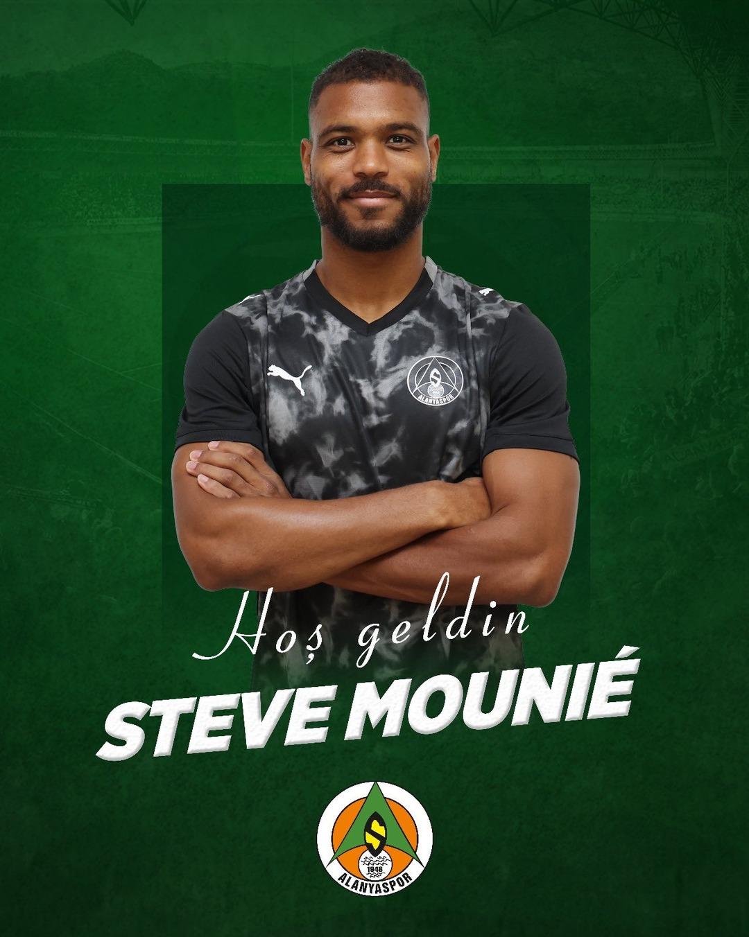 Alanyaspor a tecrübeli golcü! Alman ekibi Augsburg dan Steve Mounié kiralık olarak akdeniz ekibinde... 1