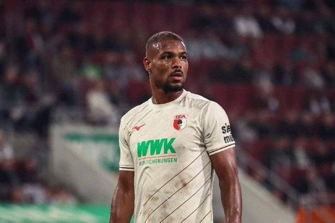 Alanyaspor a tecrübeli golcü! Alman ekibi Augsburg dan Steve Mounié kiralık olarak akdeniz ekibinde... 2
