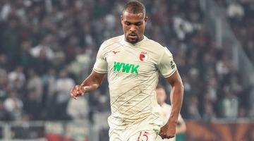 Alanyaspor'a tecrübeli golcü! Alman ekibi Augsburg'dan Steve Mounié kiralık olarak akdeniz ekibinde...