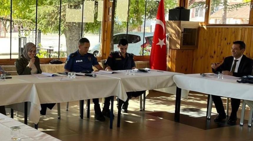 Gölpazarı'nda eğitim güvenliği toplantısı gerçekleştirildi