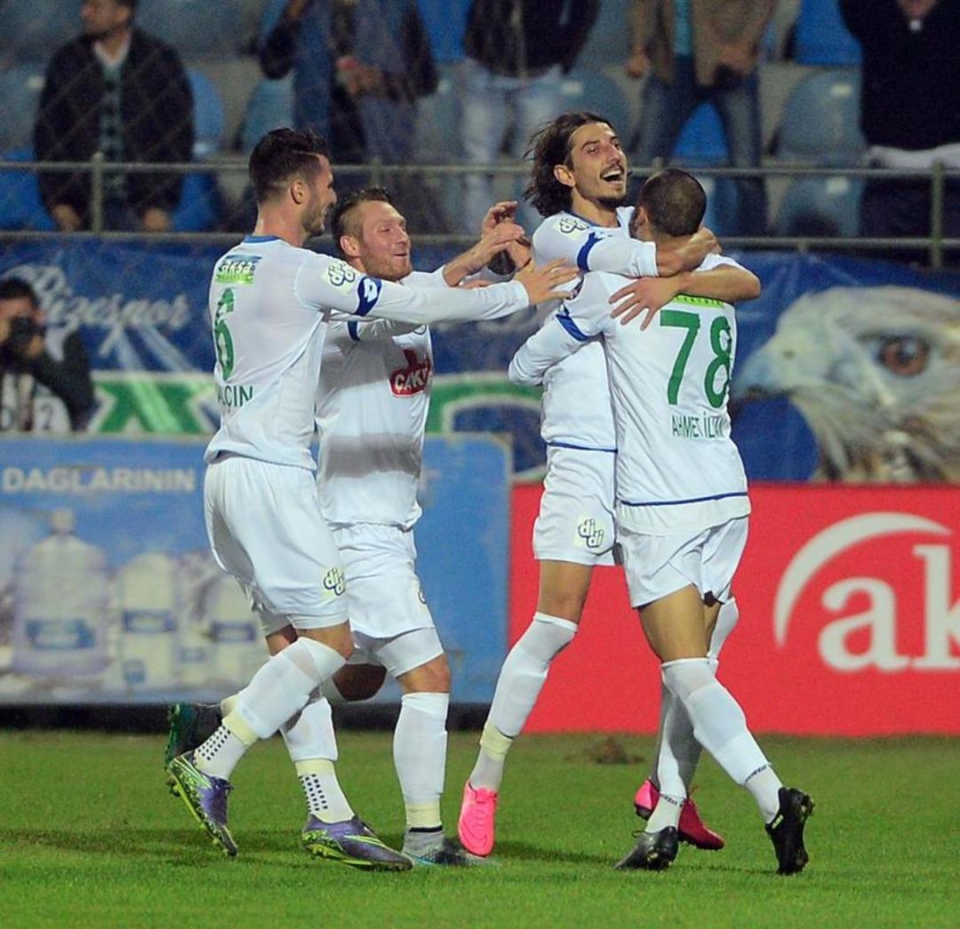 &Ccedil;aykur Rizespor - Galatasaray ma&ccedil;ından kareler 2015-2016