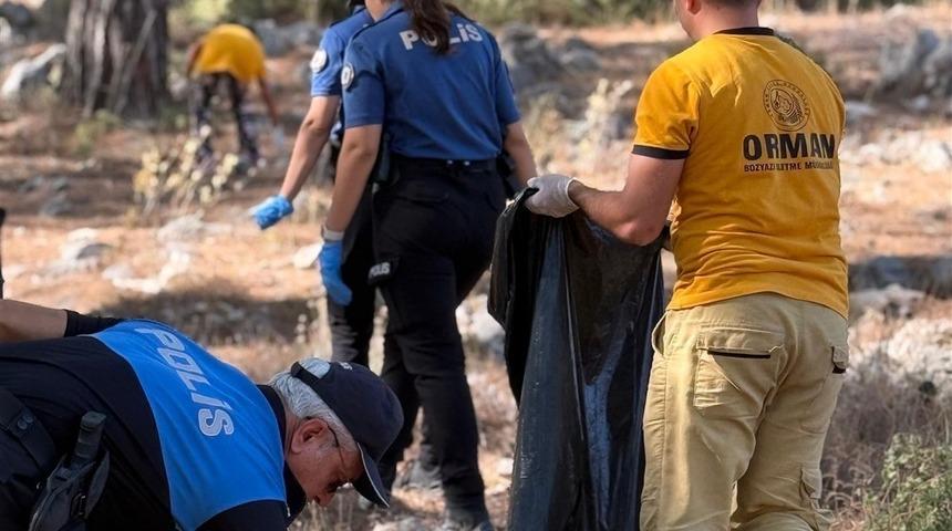 Bozyazı’da çöp toplama etkinliği düzenlendi