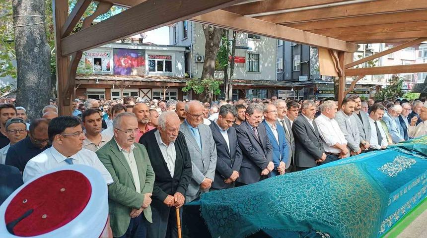 Başkan Doğan’ın kayınvalidesi son yolculuğuna uğurlandı