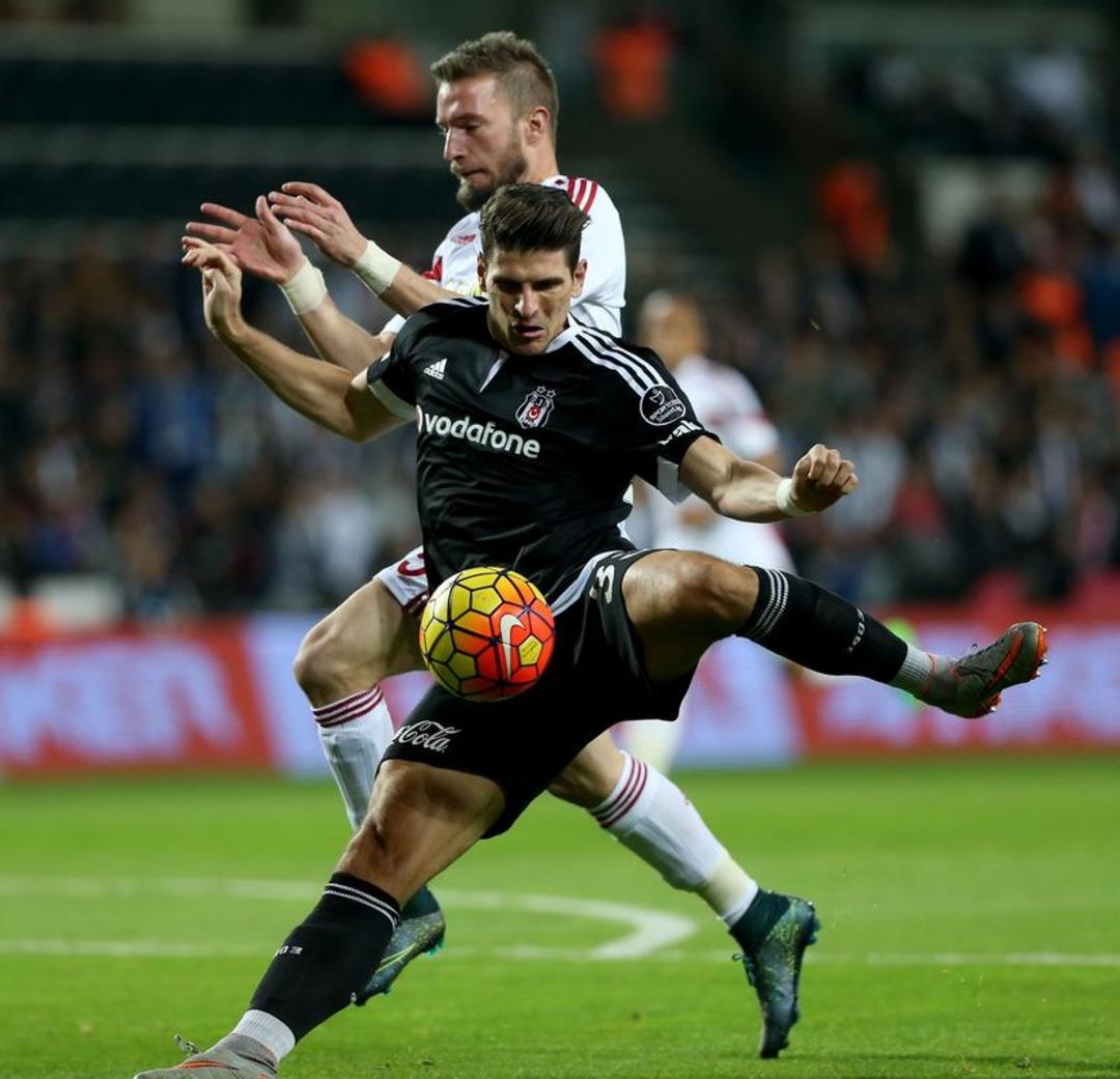 Beşiktaş - Sivasspor ma&ccedil;ından kareler 2015-2016