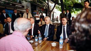 Ulaştırma ve Altyapı Bakanı Uraloğlu, Tunceli esnafını ziyaret etti