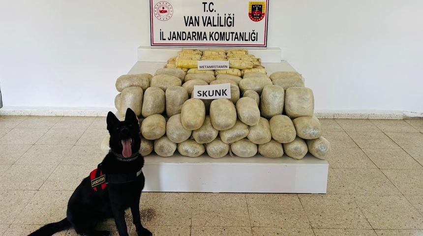 Van'da 106 kilo 714 gram uyuşturucu ele geçirildi
