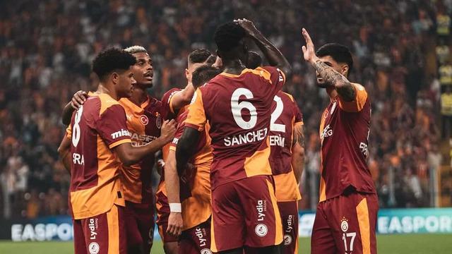 Galatasaray yönetimi tarihi rekora gözünü dikti! Hedef 5,5 milyar...