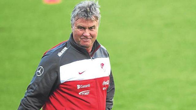Chelsea nin yeni hocası Hiddink 2