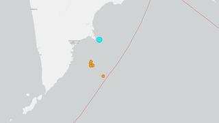 Rusya'da 7.4 büyüklüğünde deprem! Tsunami uyarısı geldi