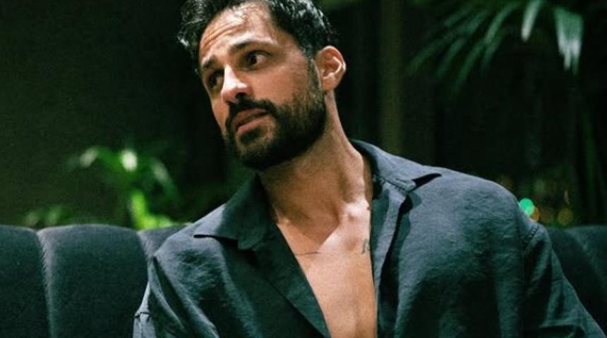 Banyodaki dans videosu hızla yayıldı! Ekin Mert Daymaz'ın sevgilisiyle görüntüleri gündem oldu! Yaş farkı dikkat çekti 