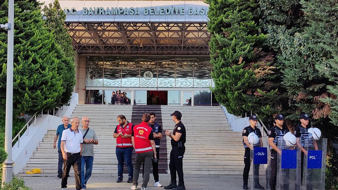 Son dakika: Bayrampaşa Belediyesine operasyon! Belediye Başkanı Hasan Mutlu gözaltına alındı 1