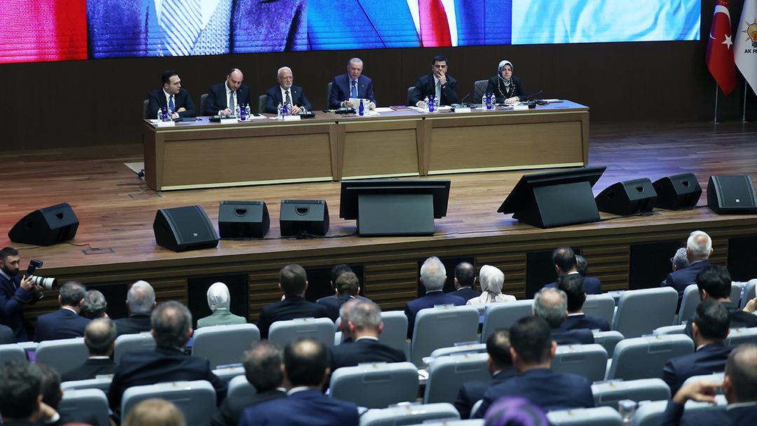 Dikkat çeken kulis! Erdoğan’dan kritik toplantıda CHP yorumu: ‘Dışarıdan takip ediyoruz’ 1