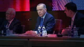 Dikkat çeken kulis! Erdoğan’dan kritik toplantıda CHP yorumu: ‘Dışarıdan takip ediyoruz’