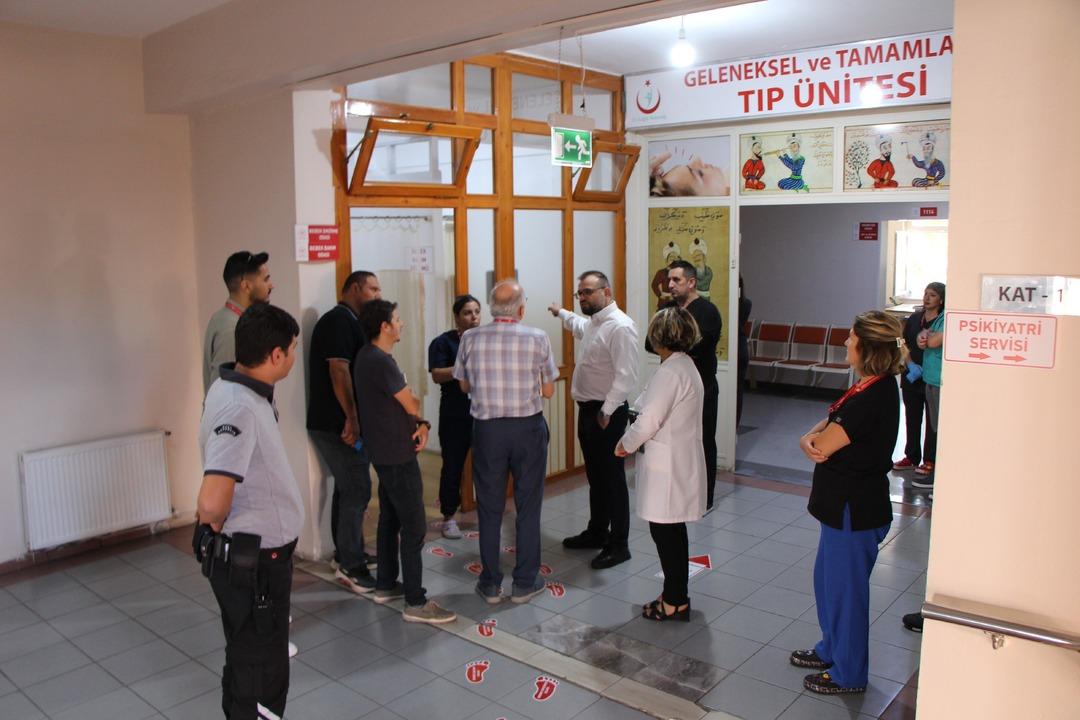 Sosyal medyada bebek emzirme odasına eleştiren anneye, başhekimden yanıt geldi: "Yapıcı eleştiriler çok değerli" 2