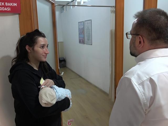 Sosyal medyada bebek emzirme odasına eleştiren anneye, başhekimden yanıt geldi: "Yapıcı eleştiriler çok değerli"