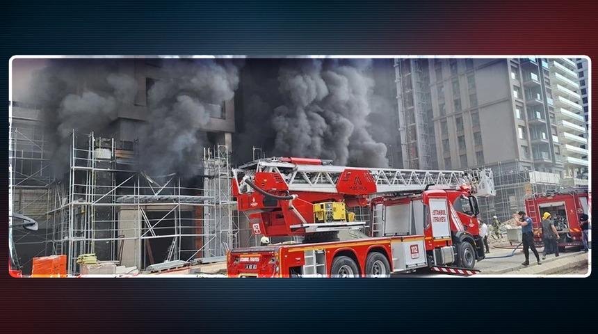Kadıköy'de 20 katlı rezidans inşaatında yangın