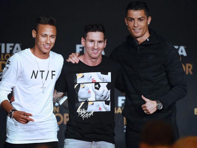 Kırmızı halıda şıklık yarışı!