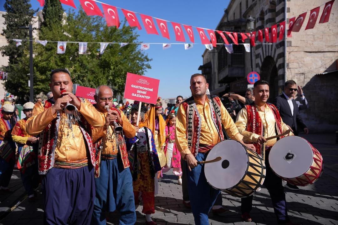 Türkiye Kültür Yolu Festivali Gaziantep te! Lezzet şöleni yaşanacak... Şehir Picasso ile tanışacak 4