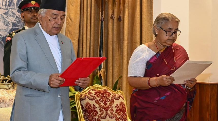 Nepal'de yeni başbakan belli oldu