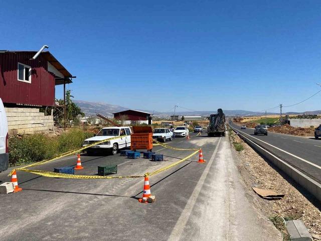 Kahramanmaraş ta feci kaza! İş makinesi iki kardeşe çarptı, bir çocuk hayatını kaybetti 3