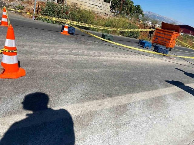 Kahramanmaraş ta feci kaza! İş makinesi iki kardeşe çarptı, bir çocuk hayatını kaybetti 2