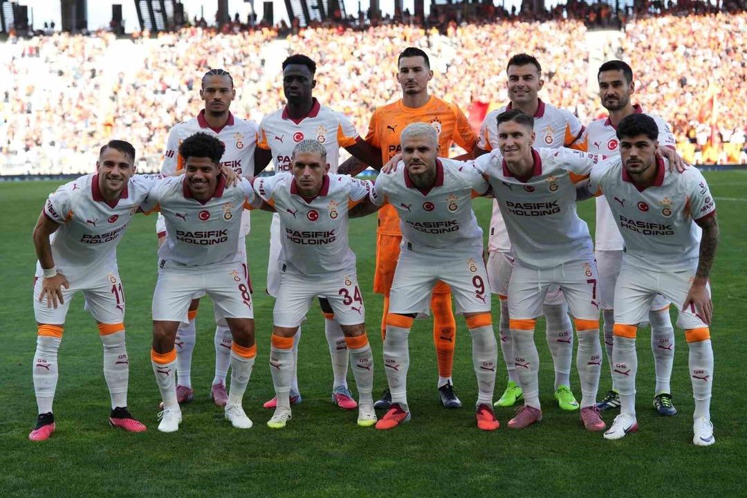 Galatasaray, Eyüpspor u da 2-0 mağlup ederek Süper Lig deki serisini devam ettirdi! 1