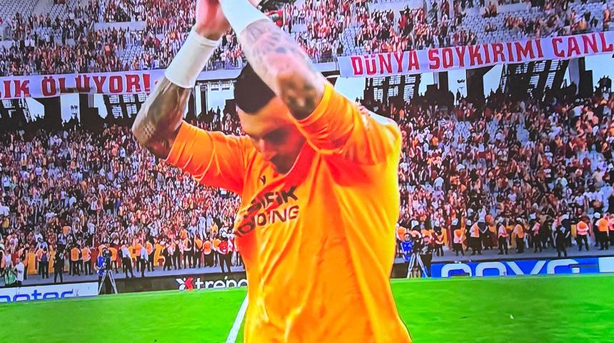 Galatasaray'ın Trabzonspor'dan yeni transferi Uğurcan Çakır maç sonu duygulandı! Ailesindeki vefat haberini paylaştı...