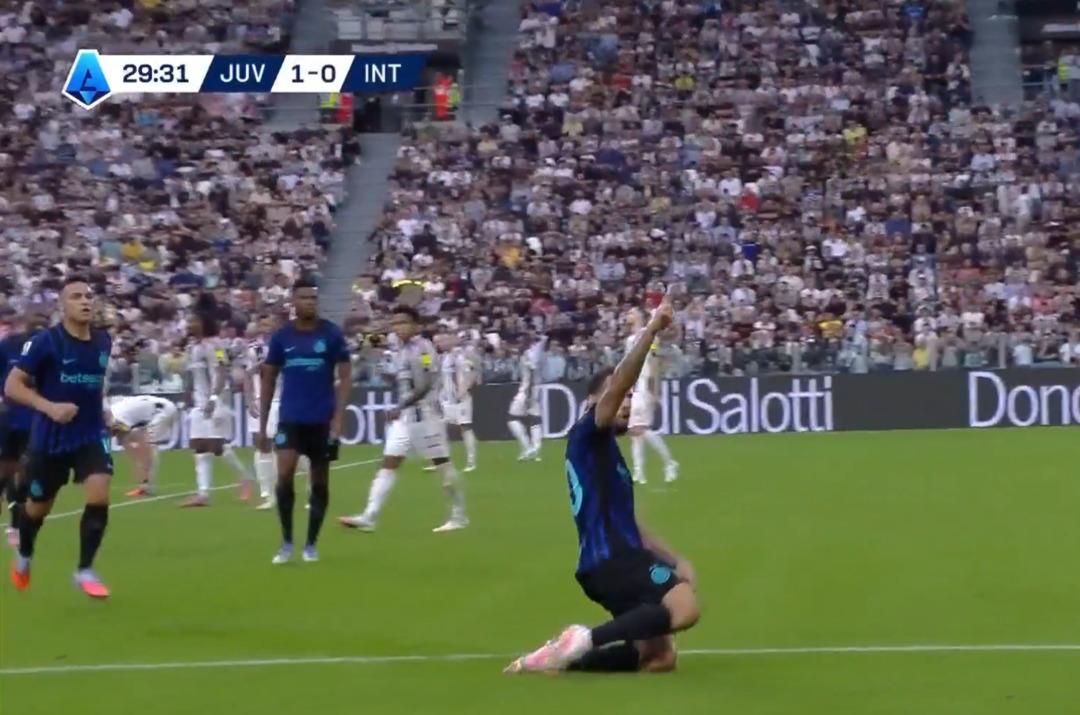 İtalya da Türk düellosunda millilerimizin golleri arka arkaya geldi! Juventus-Inter maçına Hakan Çalhanoğlu ve Kenan Yıldız damga vurdu... 2