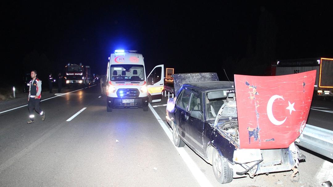 Sivas ta korkun&ccedil; kaza! &Ccedil;ok sayıda yaralı var 1