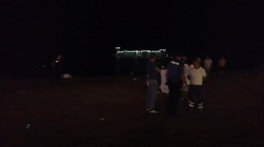 Gece denize giren şahıs hayatını kaybetti