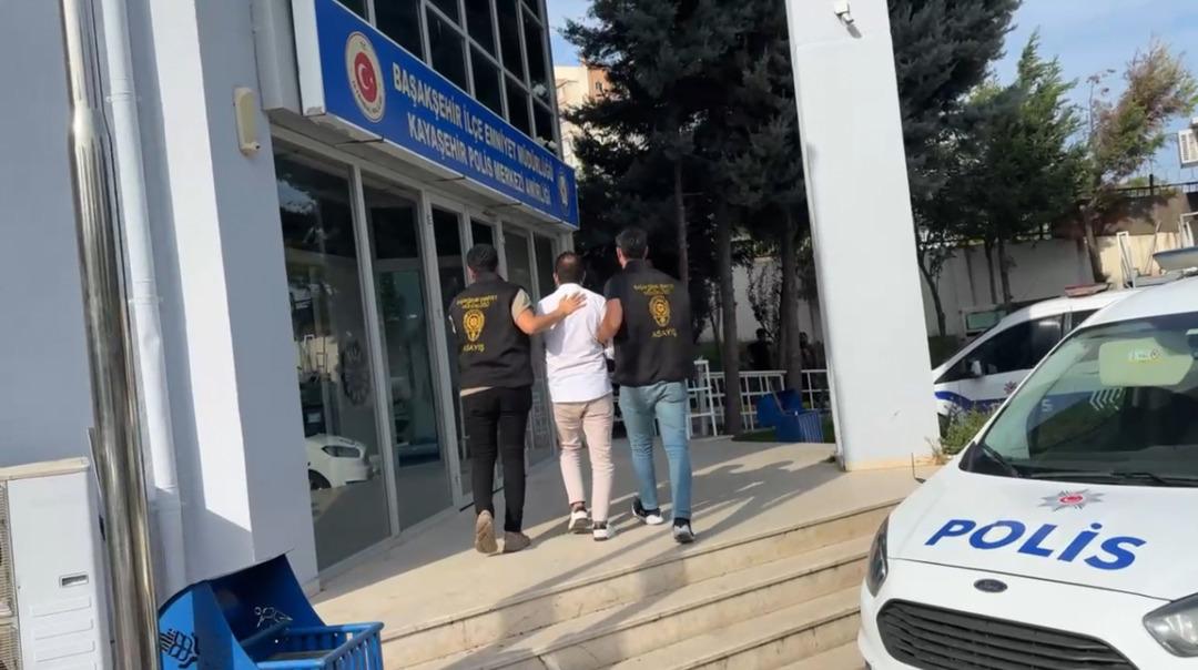  Bana ve anneme ses olur musunuz? Ölmek istemiyorum İstanbul da boşanmış koca dehşeti... 5