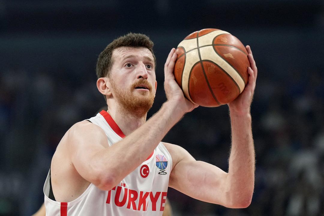 Artık nefesler tutuldu! 12 Dev Adam dev finalde tarih yazıp ilk şampiyonluğunun peşinde rakip Almanya... İşte Avrupa Şampiyonası finaline dair bilinmesi gerekenler! 5