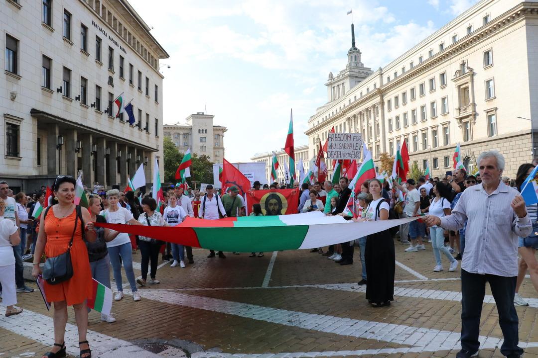 Euroya geçiş kararı almışlardı! Bulgaristan ayağa kalktı  Titanik e biniyoruz  1