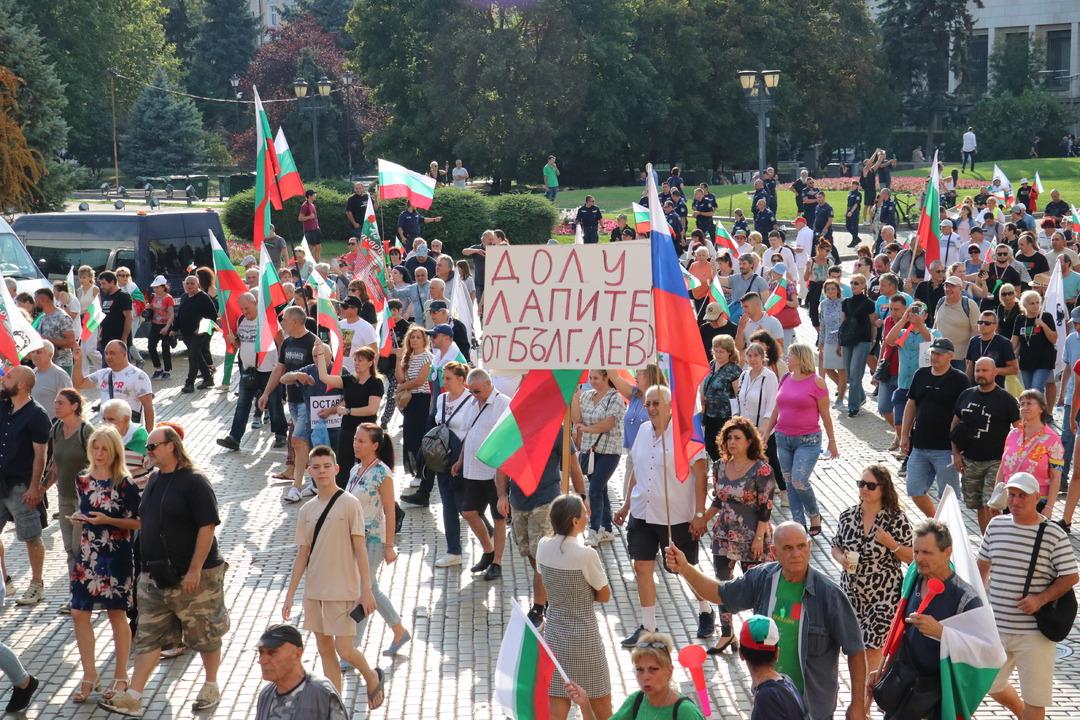 Euroya geçiş kararı almışlardı! Bulgaristan ayağa kalktı  Titanik e biniyoruz  3