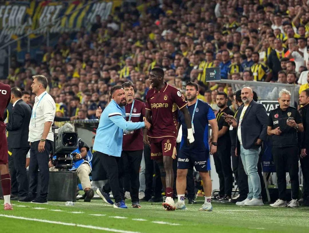 Trabzonspor dan Fenerbahçe maçı sonrası olay itiraf! "Takımı sahadan çekmeyi düşündük" 3