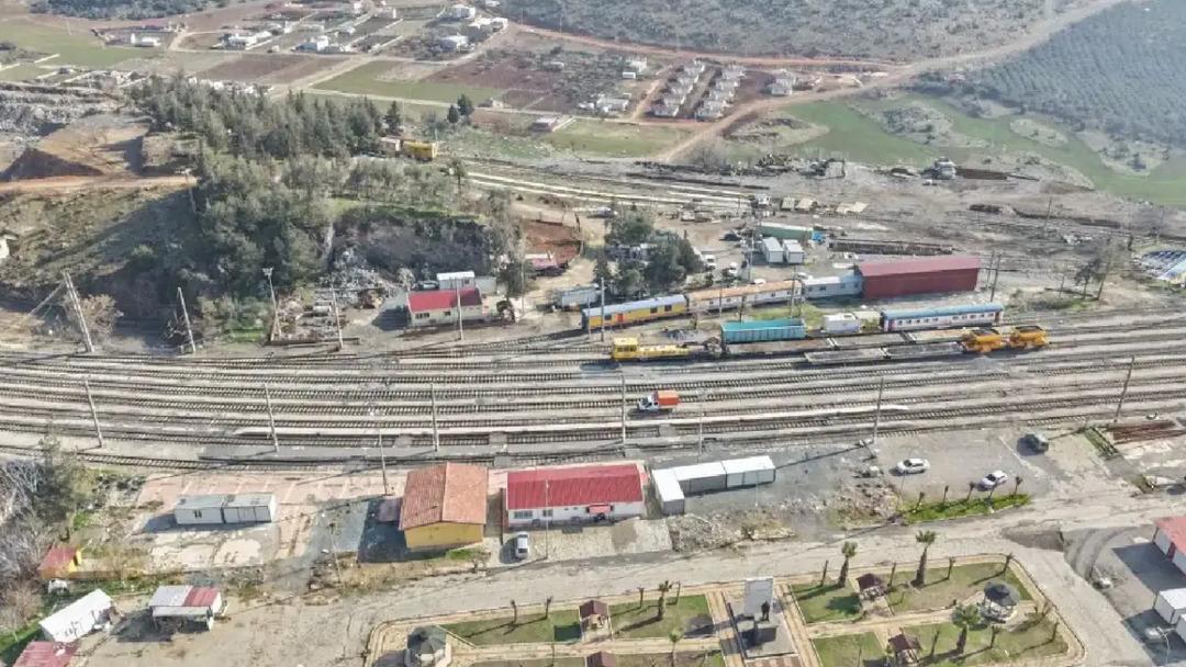 6 Şubat depreminde hasar gören Malatya-Gölbaşı-Narlı-Nurdağı Demiryolu hattı yarın açılıyor 1