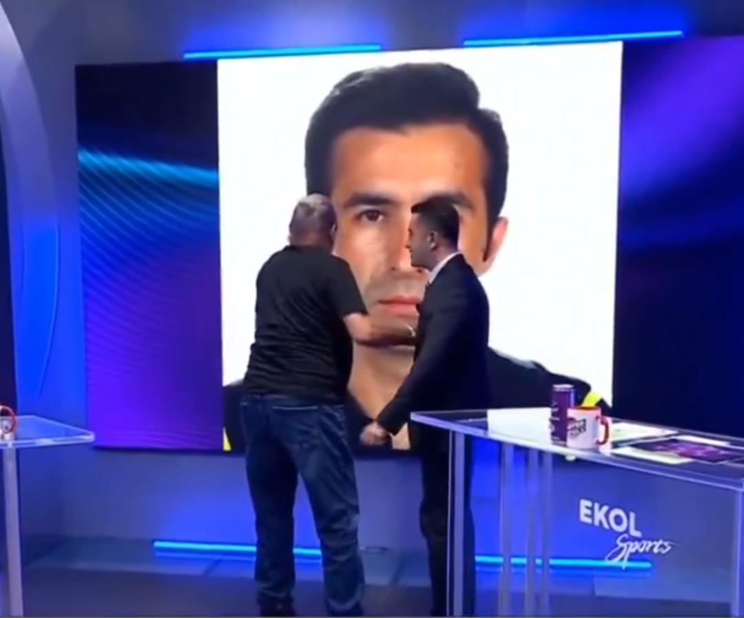 Fenerbahçe Trabzonspor karşılaşması bitti! Tartışmalar başladı... Erman Toroğlu hakem Ozan Ergün ü yerden yere vurdu... 1