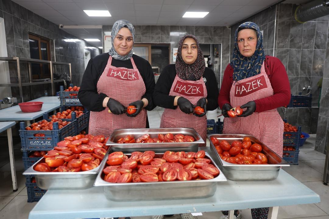 Yapımı 2-3 gün sürüyor! Kavanozu 250 TL: Siparişlere yetişemiyorlar 3