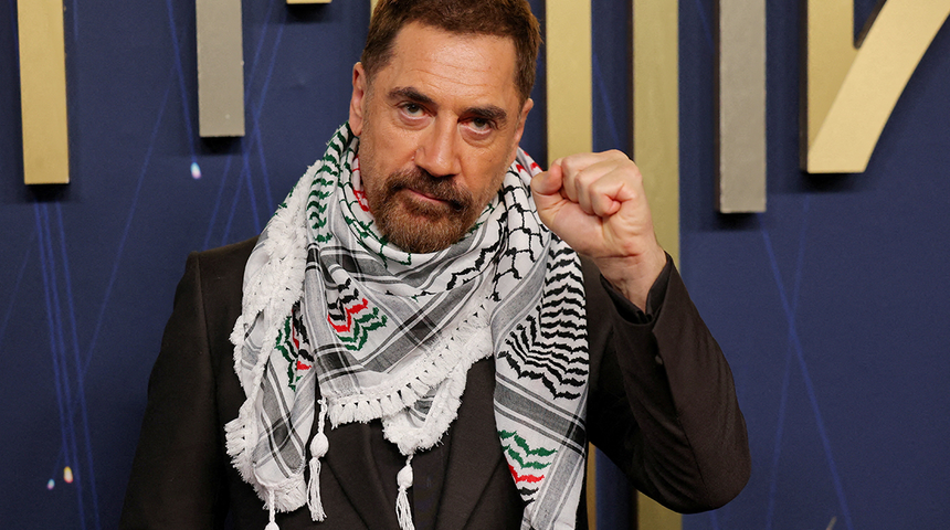 Javier Bardem, Emmy kırmızı halısına Filistin kefiyesi ile geldi! "Filistin'e özgürlük!"
