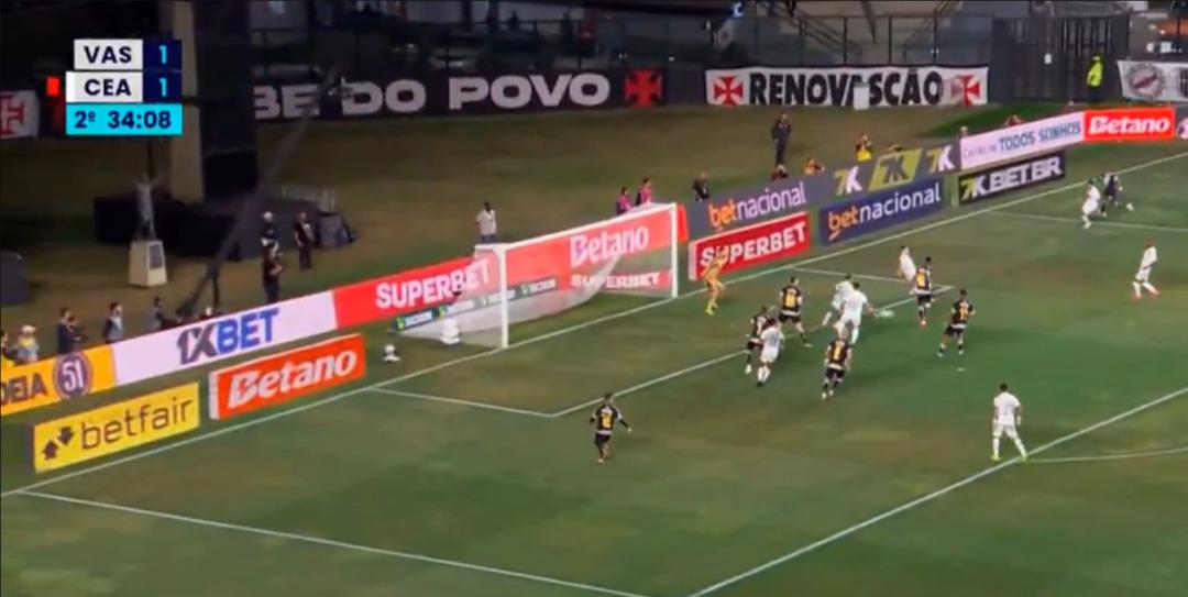 Galatasaray dan ayrılan Carlos Cuesta yeni takımı Vasco Da Gama ile gol attı! Brezilya da ilk maç ilk gol... 1