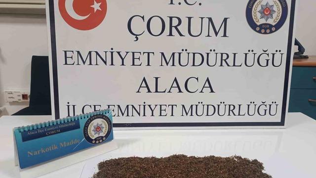 Alaca'da uyuşturucu operasyonu: 3 şüpheli yakalandı