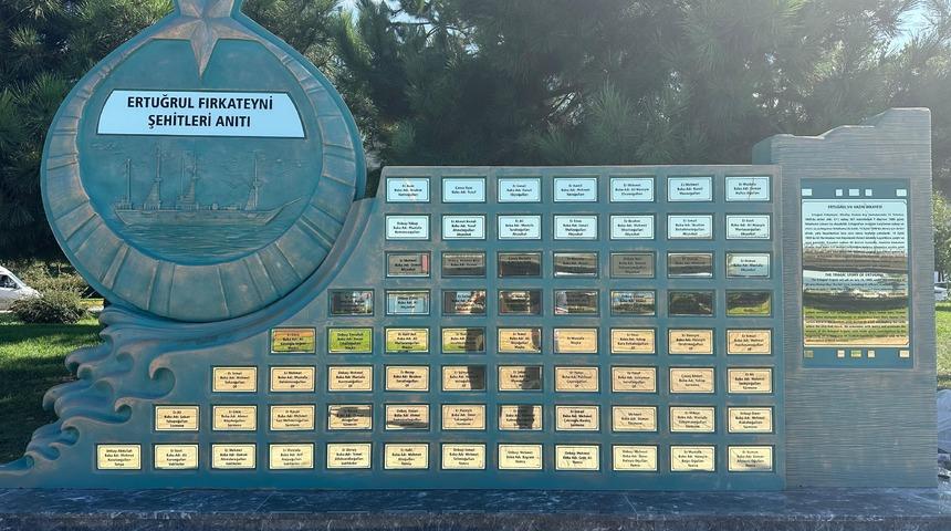 71 şehidin adı anıtlaştırıldı