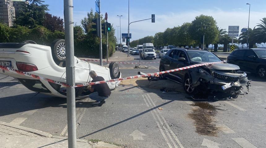 Kartal’da araç takla attı, 4 kişi yaralandı