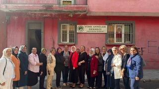 Azime Çiftçi Türk Anneler Derneği'ni ziyaret etti