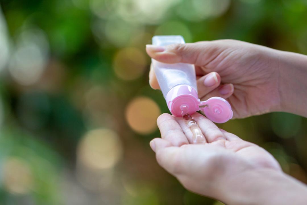 Her kadının çantasında olması gereken 7 kurtarıcı ürün! Çantamda neler var? 3