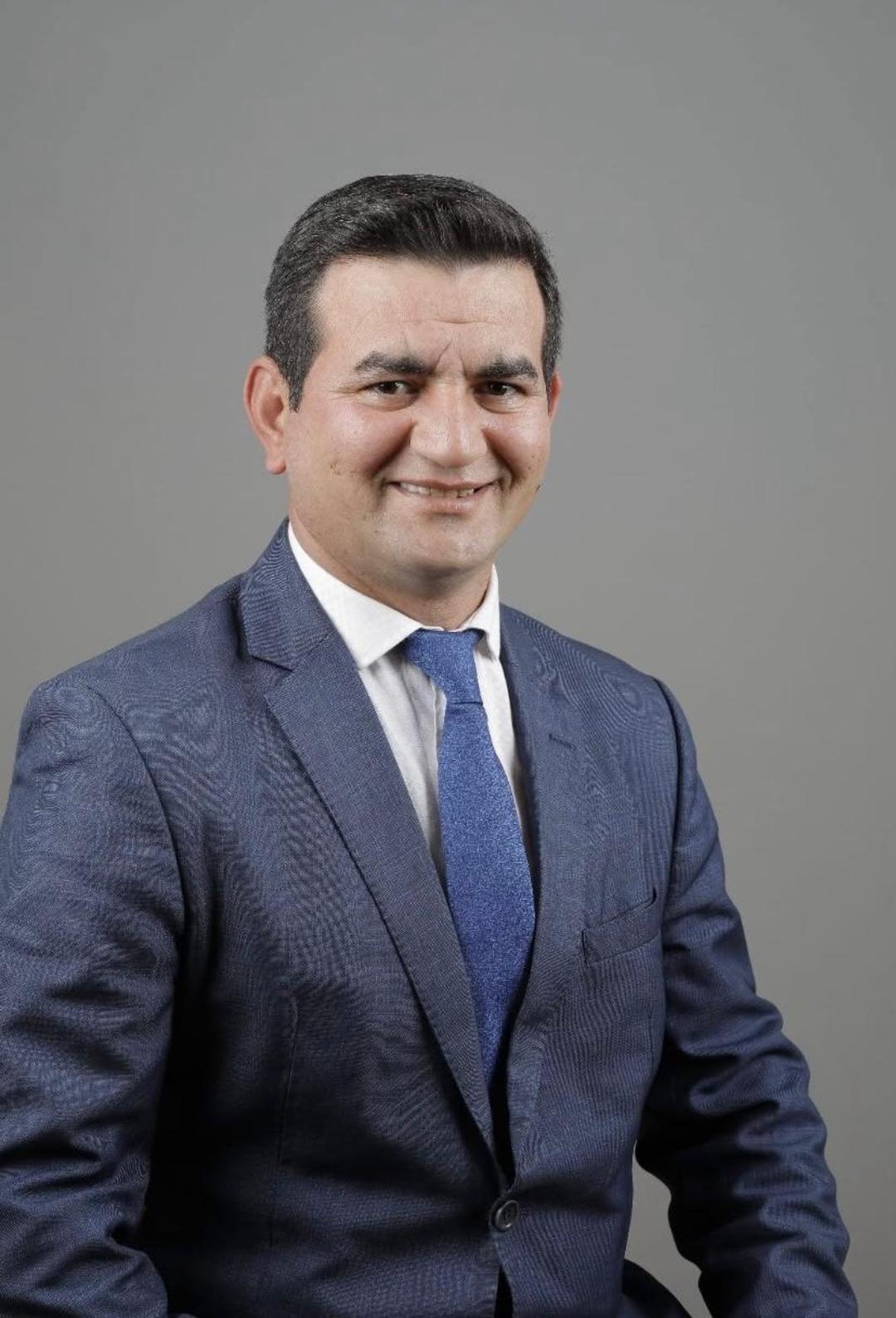 Antalya da CHP li Aksu Belediyesi nde 3 başkan yardımcısı art arda istifa etti 2