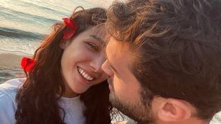 Yıllarca kameralardan kaçtılar! Aybüke Pusat ve Furkan Andıç ilk kez el ele! Sosyal medya onları konuştu 