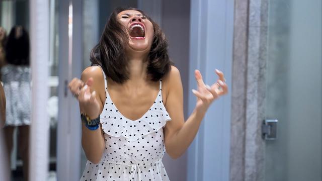 Öldüresiye dövülüp, tehdit ediliyor! Alışılmışın dışında fail ne eşi ne de bir yabancı: 16 yaşındaki kızı