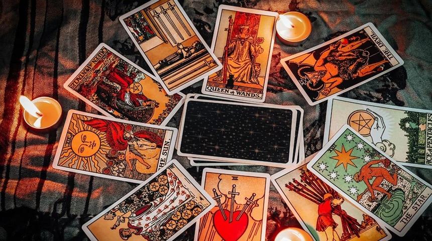 16 Eylül gizemi: Tarot kartları geleceğe ışık tutuyor mu?